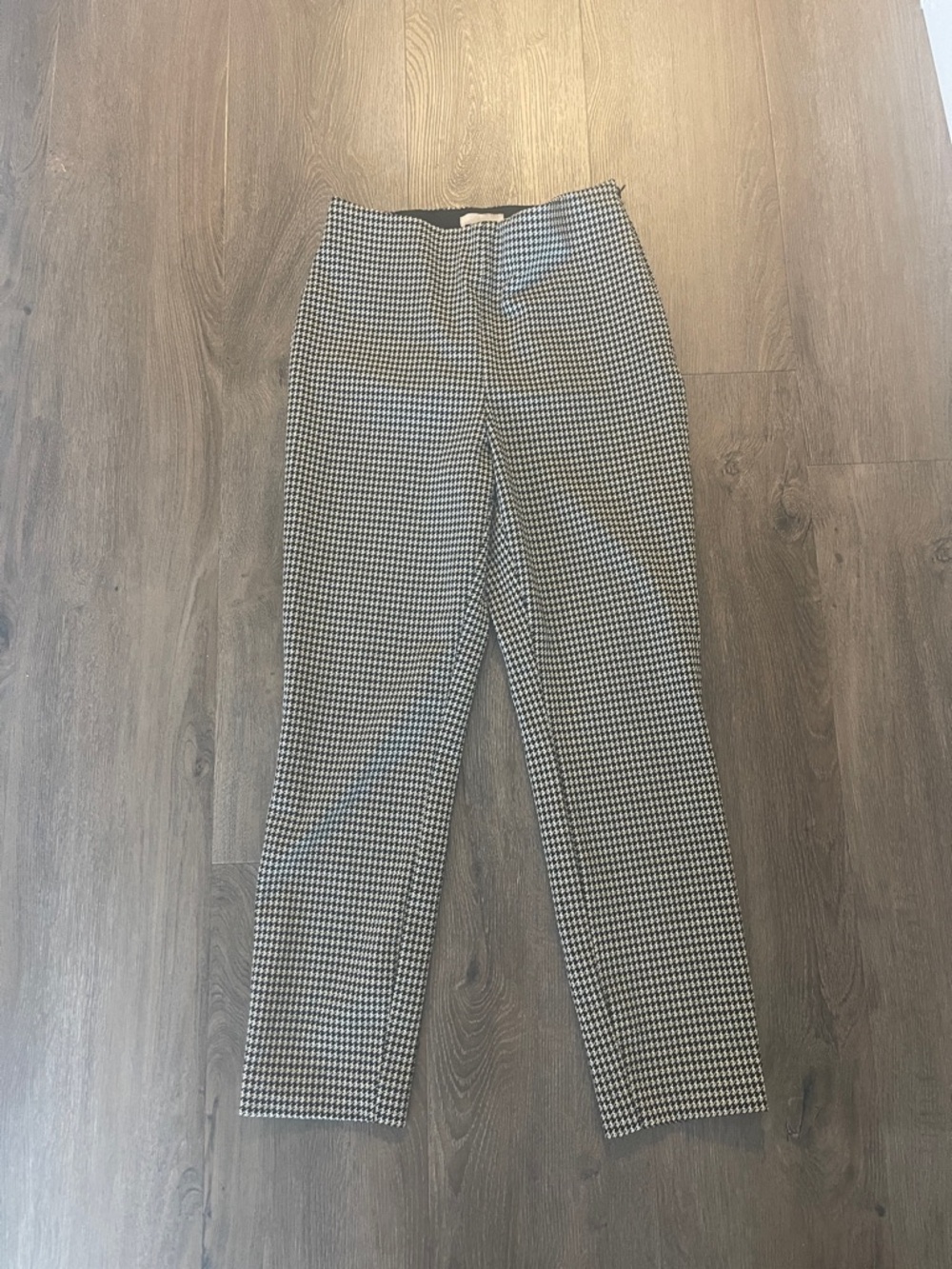 H&M Black and Gray Knit Pant